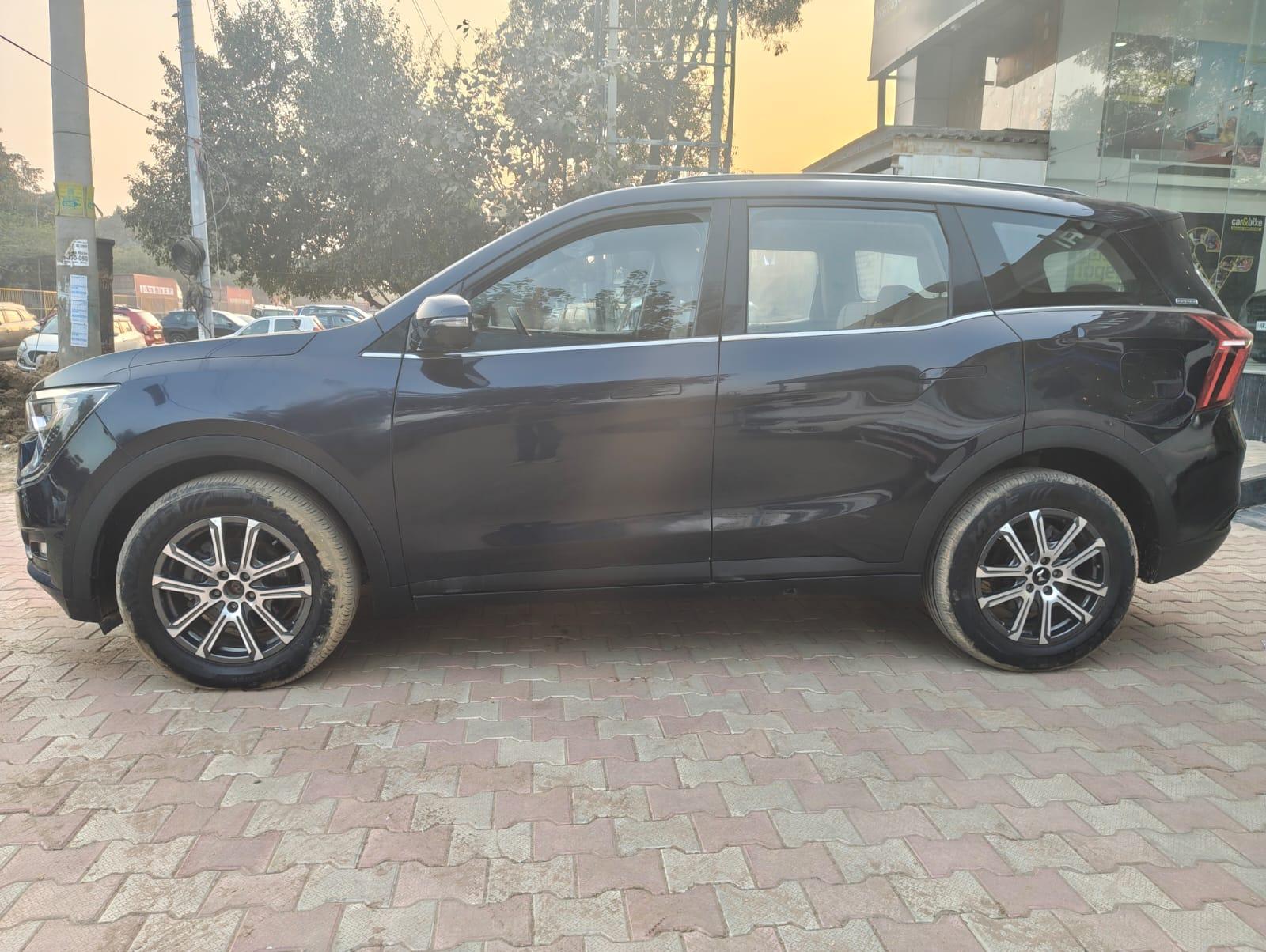 यूज़्ड 2021 महिंद्रा एक्सयूवी700, Palam Road, Gurgaon 1 यूज़्ड 2021 महिंद्रा एक्सयूवी700, Palam Road, Gurgaon 1