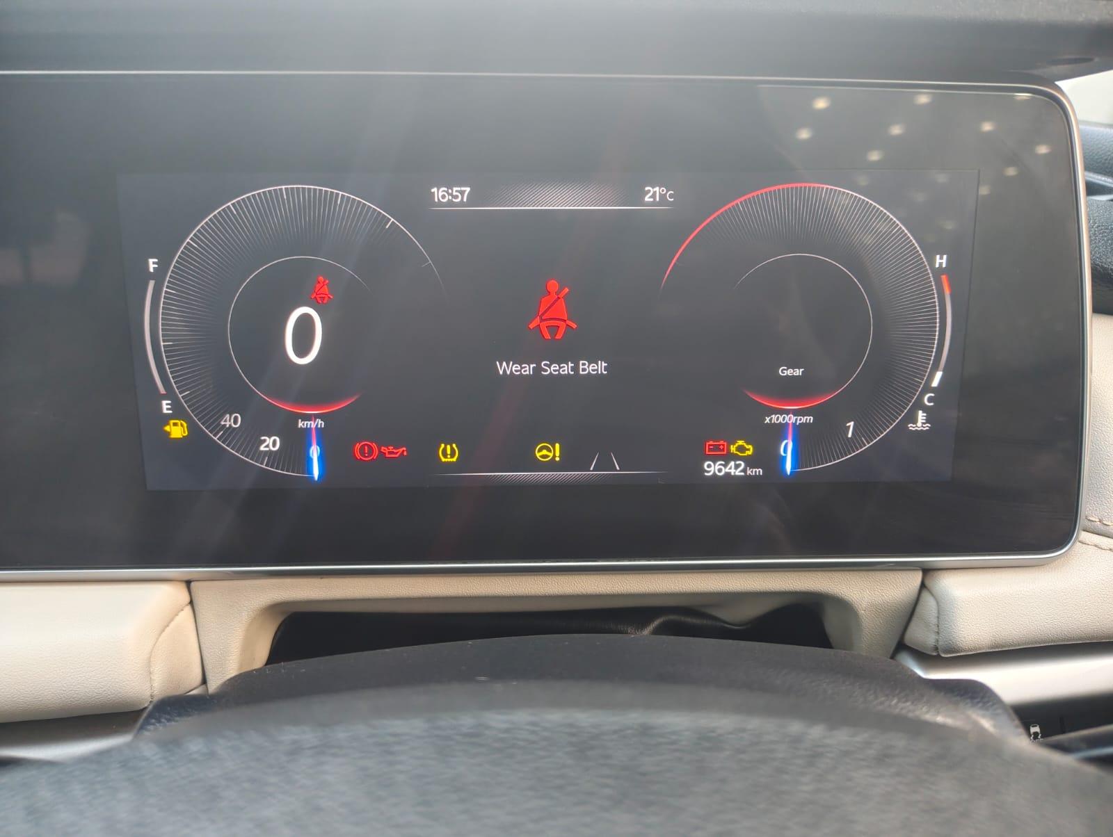 यूज़्ड 2021 महिंद्रा एक्सयूवी700, Palam Road, Gurgaon 10 यूज़्ड 2021 महिंद्रा एक्सयूवी700, Palam Road, Gurgaon 10