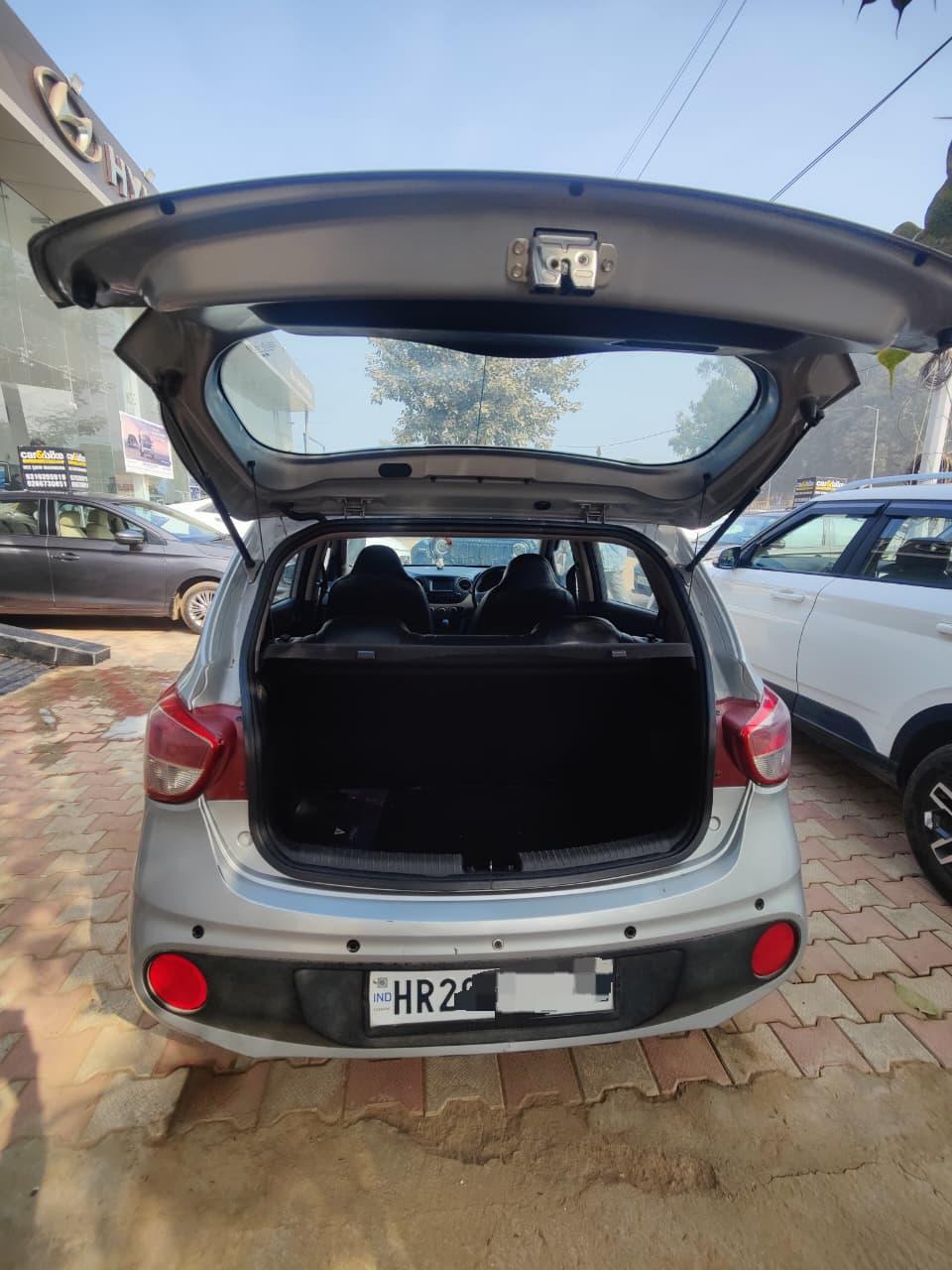 यूज़्ड 2018 ह्युंडई ग्रैंड आई10, Palam Road, Gurgaon 9 यूज़्ड 2018 ह्युंडई ग्रैंड आई10, Palam Road, Gurgaon 9