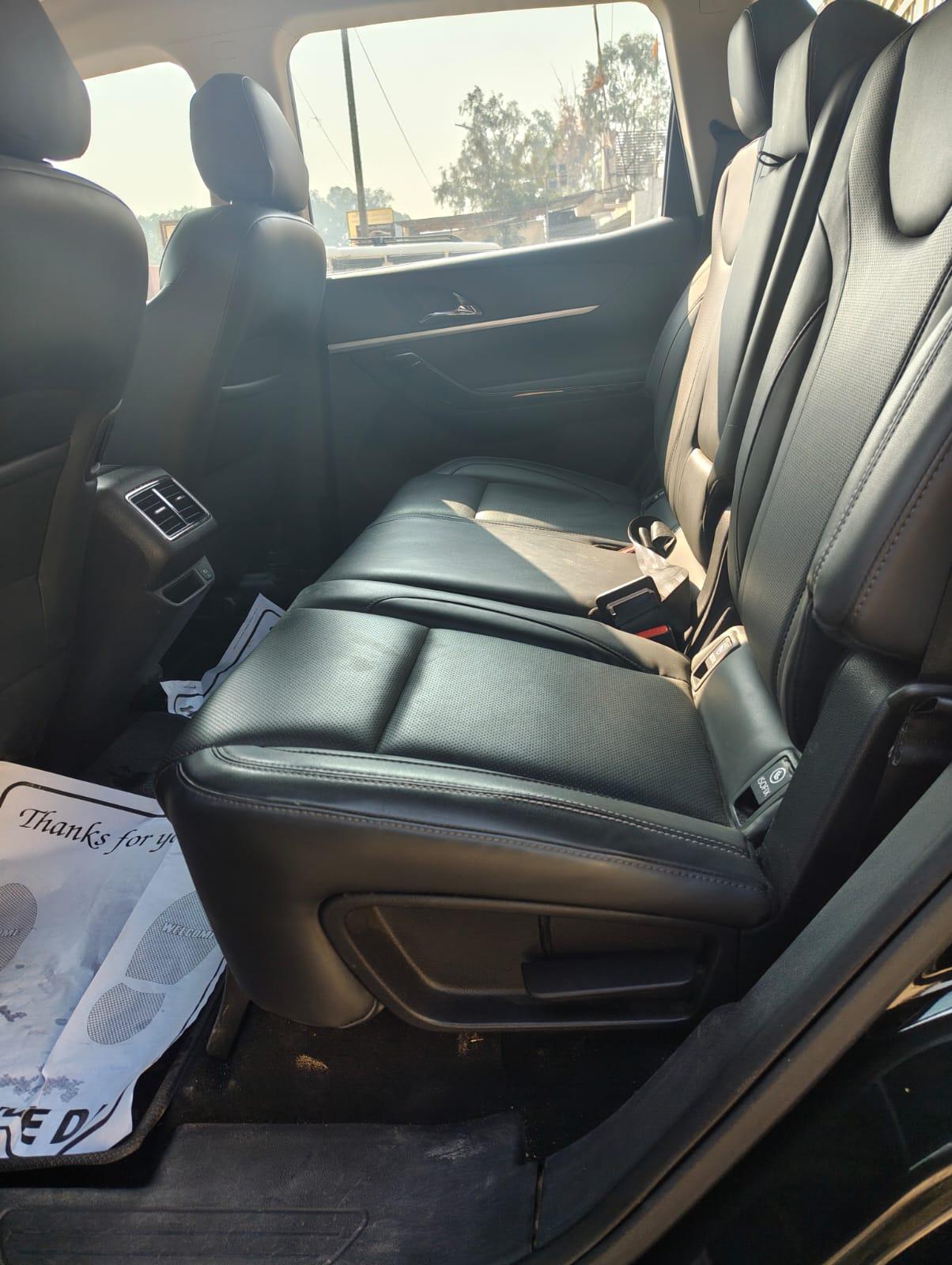 यूज़्ड 2025 महिंद्रा एक्सयूवी700, Palam Road, Gurgaon 16 यूज़्ड 2025 महिंद्रा एक्सयूवी700, Palam Road, Gurgaon 16