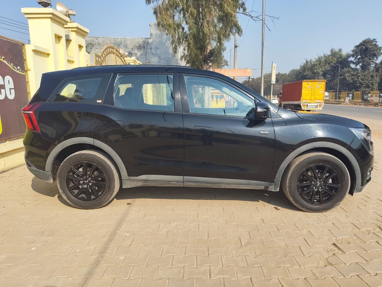 यूज़्ड 2025 महिंद्रा एक्सयूवी700, Palam Road, Gurgaon 8 यूज़्ड 2025 महिंद्रा एक्सयूवी700, Palam Road, Gurgaon 8