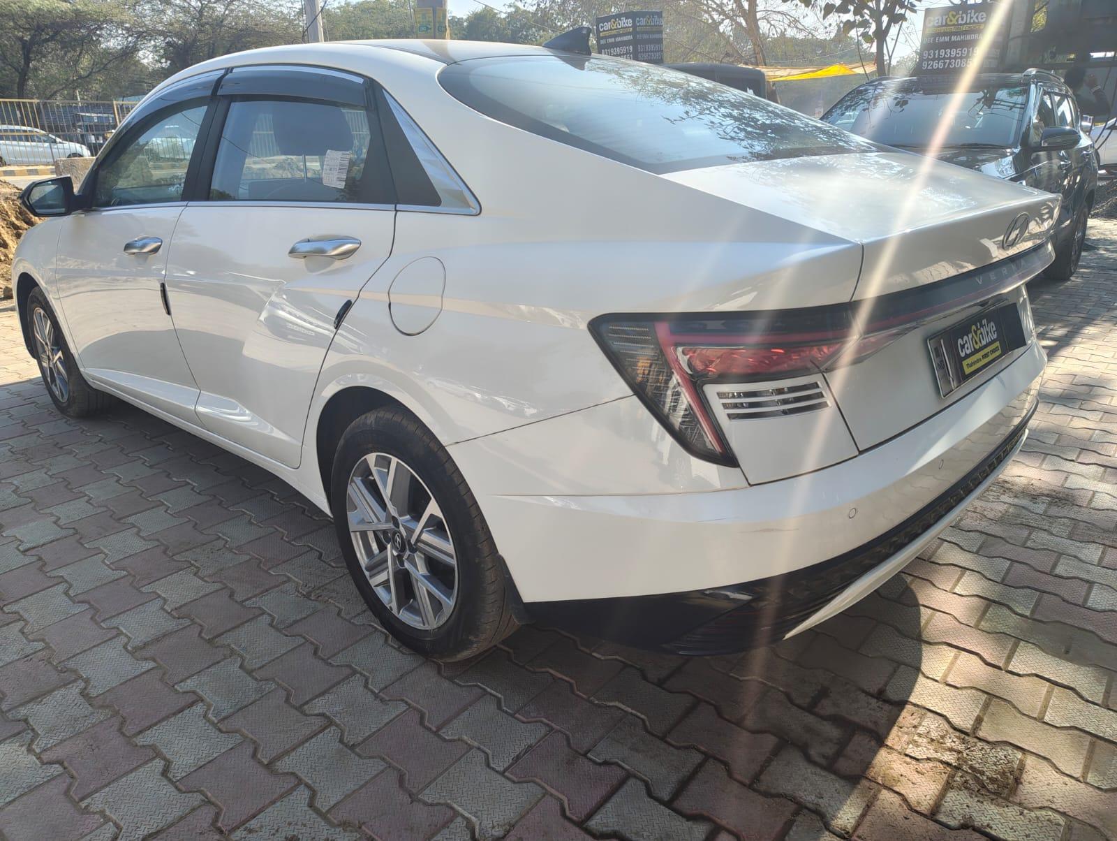 यूज़्ड 2024 ह्युंडई वरना, Palam Road, Gurgaon 2 यूज़्ड 2024 ह्युंडई वरना, Palam Road, Gurgaon 2