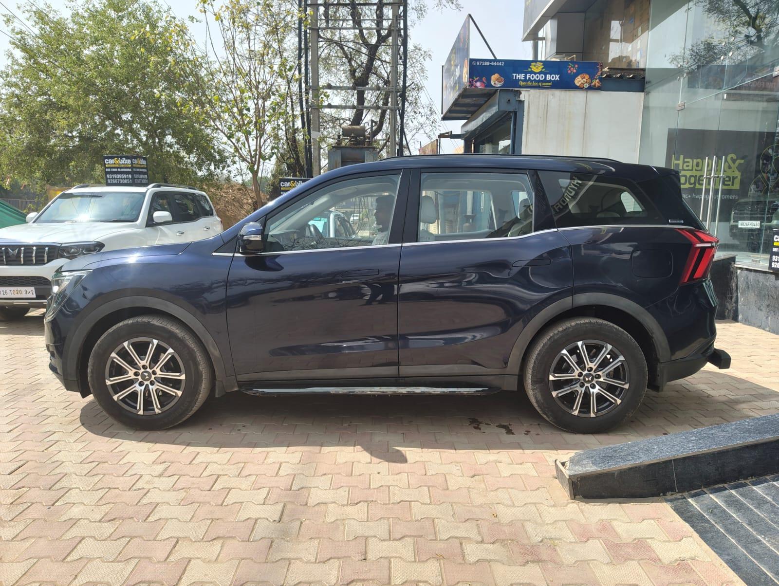 यूज़्ड 2022 महिंद्रा एक्सयूवी700, Palam Road, Gurgaon 1 यूज़्ड 2022 महिंद्रा एक्सयूवी700, Palam Road, Gurgaon 1