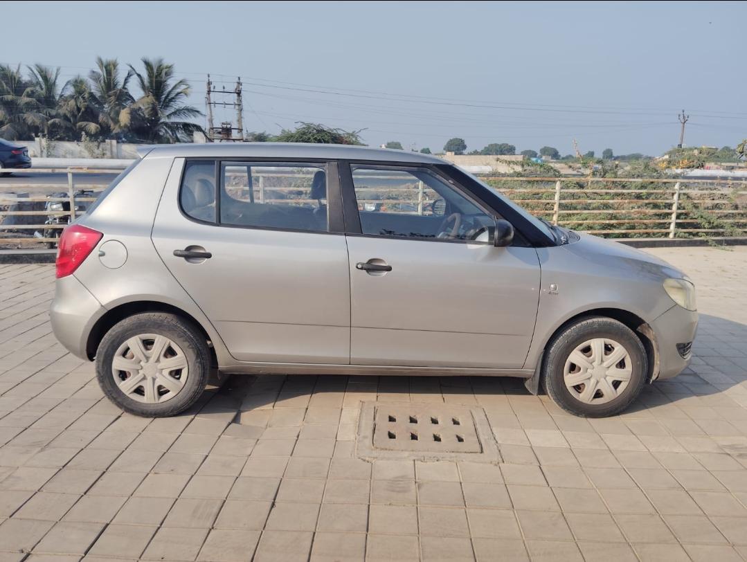 यूज़्ड 2011 स्कोडा फाबिया, Theba, Jamnagar 5 यूज़्ड 2011 स्कोडा फाबिया, Theba, Jamnagar 5