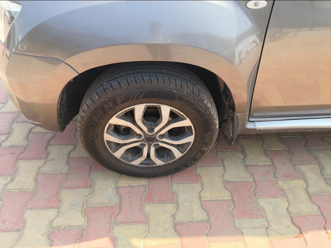 यूज़्ड 2014 निसान टेरानो, Theba, Jamnagar 8 यूज़्ड 2014 निसान टेरानो, Theba, Jamnagar 8