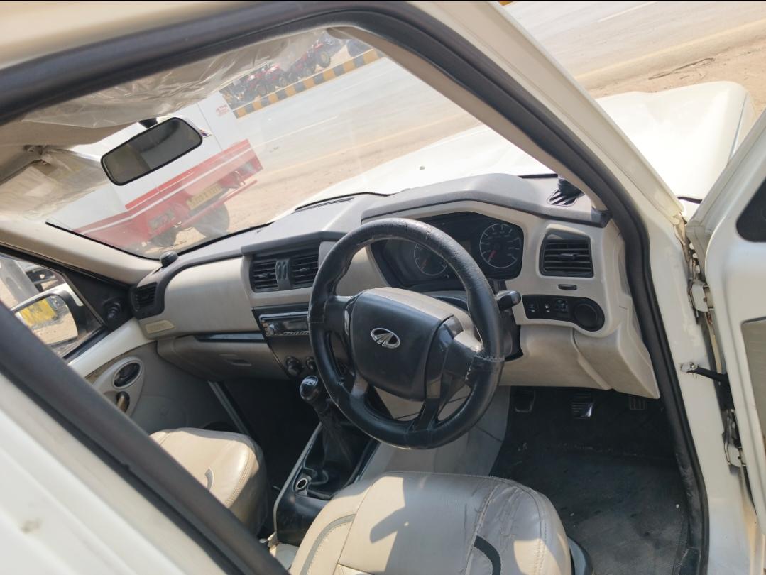 यूज़्ड 2015 महिंद्रा स्कॉर्पियो, Theba, Jamnagar 11 यूज़्ड 2015 महिंद्रा स्कॉर्पियो, Theba, Jamnagar 11