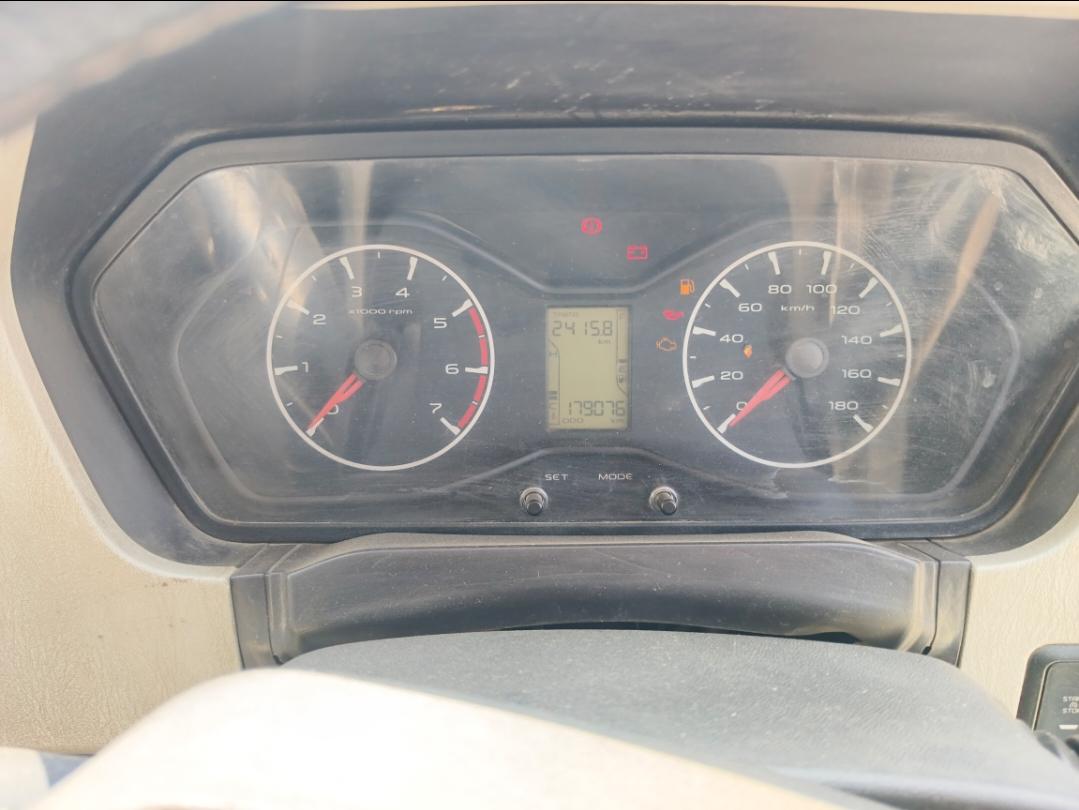 यूज़्ड 2015 महिंद्रा स्कॉर्पियो, Theba, Jamnagar 10 यूज़्ड 2015 महिंद्रा स्कॉर्पियो, Theba, Jamnagar 10