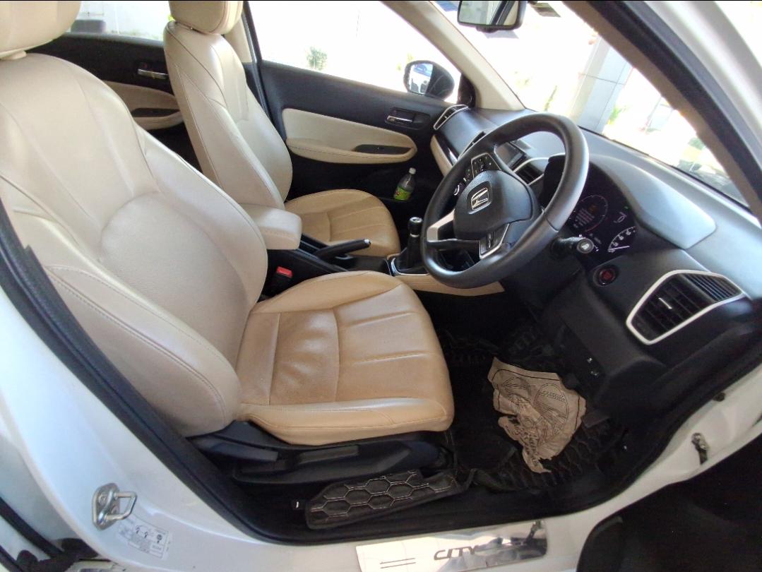 यूज़्ड 2023 होंडा सिटी, Araghar, Dehradun 13 यूज़्ड 2023 होंडा सिटी, Araghar, Dehradun 13