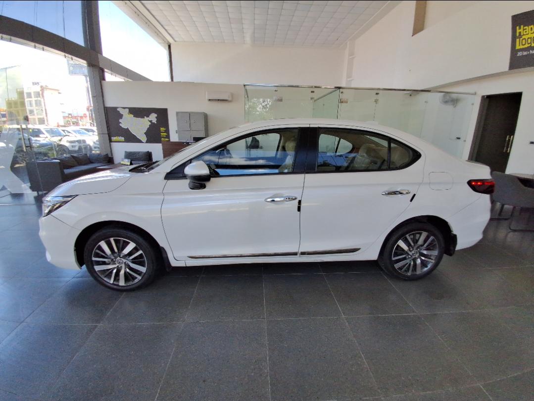 यूज़्ड 2023 होंडा सिटी, Araghar, Dehradun 1 यूज़्ड 2023 होंडा सिटी, Araghar, Dehradun 1