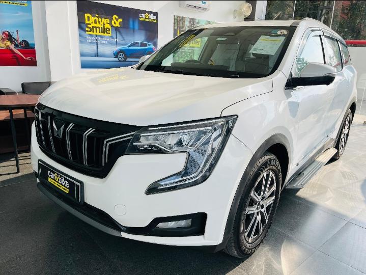 2022 महिंद्रा एक्सयूवी700 AX7 AT Diesel 7 STR 2022 महिंद्रा एक्सयूवी700 AX7 AT Diesel 7 STR