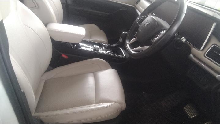 यूज़्ड 2022 महिंद्रा एक्सयूवी700, Araghar, Dehradun 13 यूज़्ड 2022 महिंद्रा एक्सयूवी700, Araghar, Dehradun 13