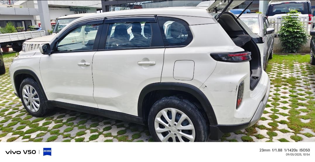 यूज़्ड 2023 मारुति सुजुकी ग्रैंड विटारा, Araghar, Dehradun 9 यूज़्ड 2023 मारुति सुजुकी ग्रैंड विटारा, Araghar, Dehradun 9