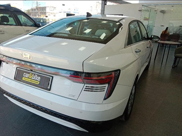 यूज़्ड 2023 ह्युंडई वरना, Araghar, Dehradun 2 यूज़्ड 2023 ह्युंडई वरना, Araghar, Dehradun 2