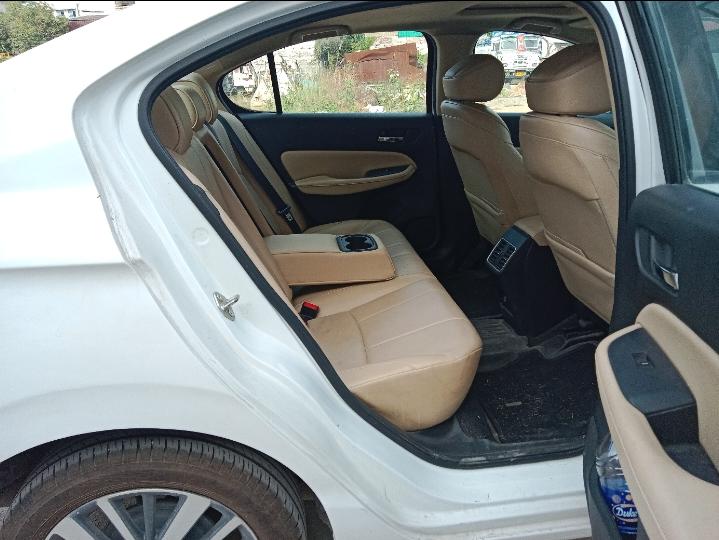 यूज़्ड 2020 होंडा सिटी, Araghar, Dehradun 13 यूज़्ड 2020 होंडा सिटी, Araghar, Dehradun 13