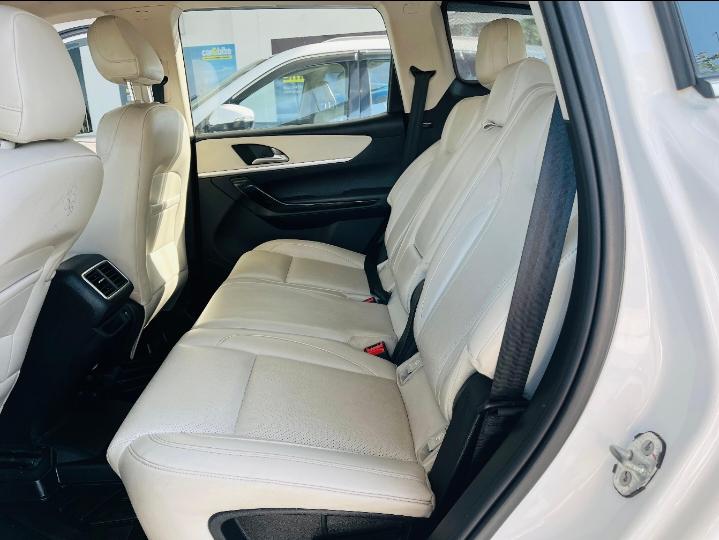 यूज़्ड 2022 महिंद्रा एक्सयूवी700, Araghar, Dehradun 16 यूज़्ड 2022 महिंद्रा एक्सयूवी700, Araghar, Dehradun 16