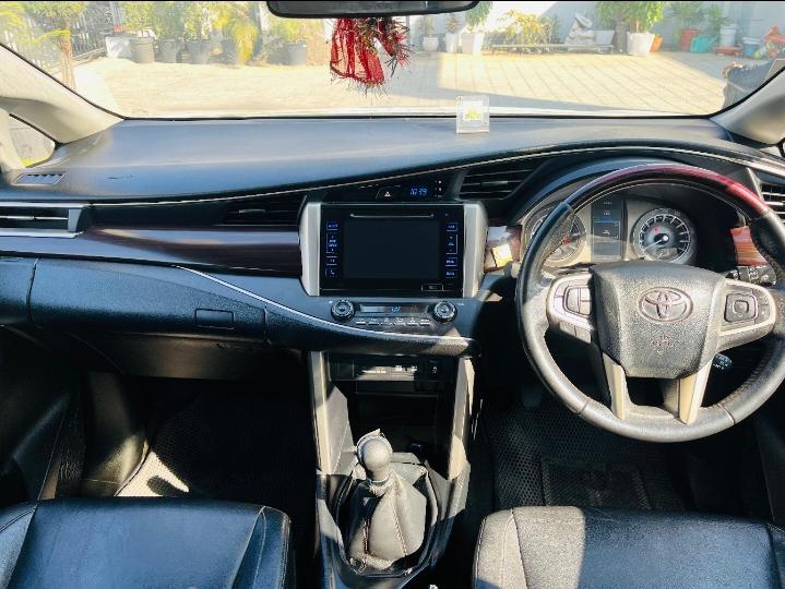 यूज़्ड 2017 टोयोटा इनोवा क्रिस्टा, Araghar, Dehradun 11 यूज़्ड 2017 टोयोटा इनोवा क्रिस्टा, Araghar, Dehradun 11