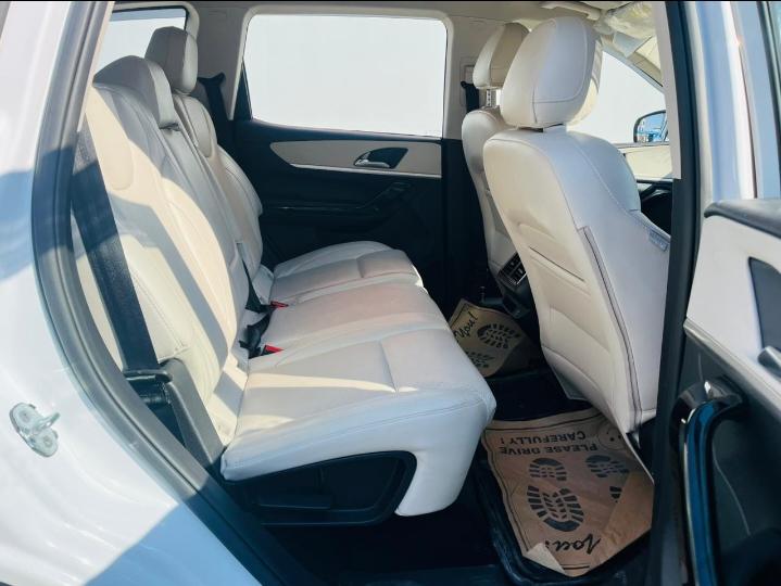 यूज़्ड 2025 महिंद्रा एक्सयूवी700, Araghar, Dehradun 17 यूज़्ड 2025 महिंद्रा एक्सयूवी700, Araghar, Dehradun 17