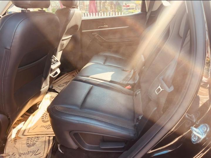 यूज़्ड 2025 महिंद्रा एक्सयूवी700, Araghar, Dehradun 16 यूज़्ड 2025 महिंद्रा एक्सयूवी700, Araghar, Dehradun 16