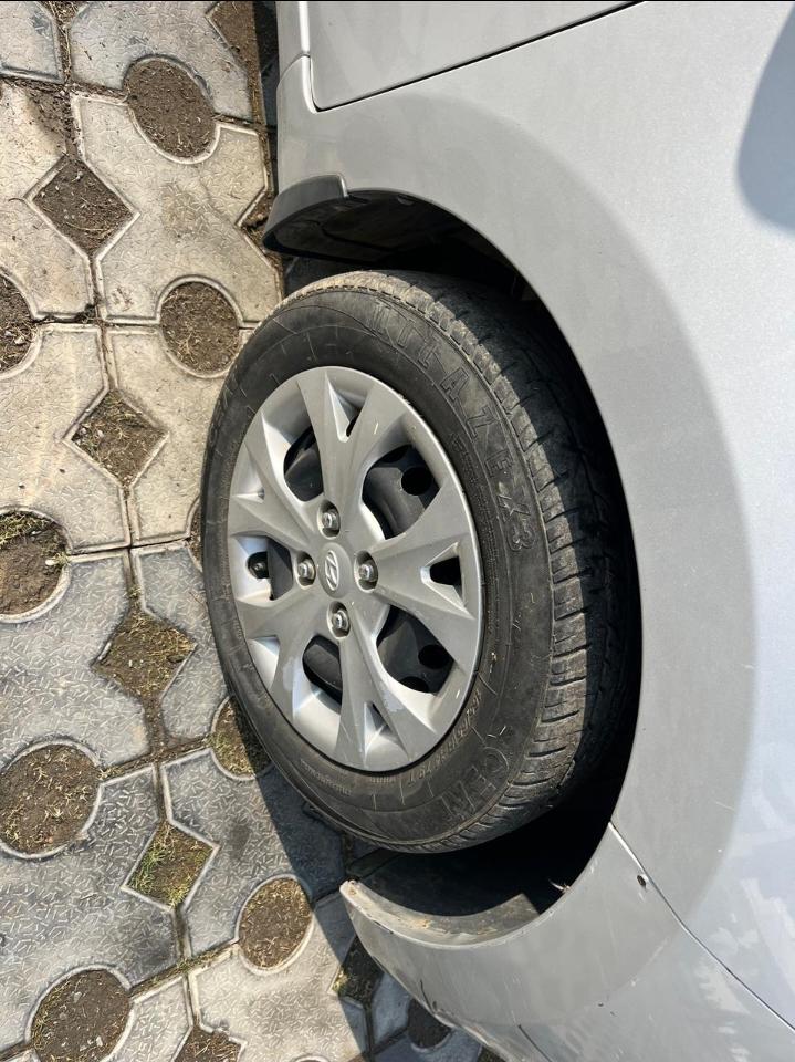 यूज़्ड 2013 ह्युंडई ग्रैंड आई10, Araghar, Dehradun 8 यूज़्ड 2013 ह्युंडई ग्रैंड आई10, Araghar, Dehradun 8