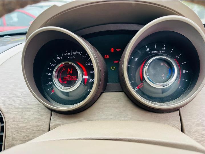 यूज़्ड 2013 महिंद्रा एक्सयूवी500, Araghar, Dehradun 9 यूज़्ड 2013 महिंद्रा एक्सयूवी500, Araghar, Dehradun 9