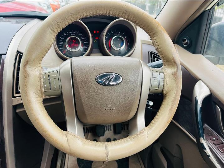 यूज़्ड 2013 महिंद्रा एक्सयूवी500, Araghar, Dehradun 11 यूज़्ड 2013 महिंद्रा एक्सयूवी500, Araghar, Dehradun 11