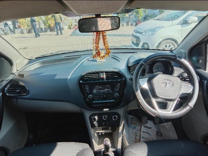 यूज़्ड 2017 टाटा टियागो, Araghar, Dehradun 11 यूज़्ड 2017 टाटा टियागो, Araghar, Dehradun 11