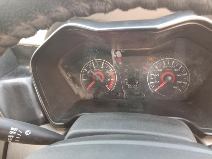 यूज़्ड 2016 महिंद्रा केयूवी 100, Araghar, Dehradun 10 यूज़्ड 2016 महिंद्रा केयूवी 100, Araghar, Dehradun 10