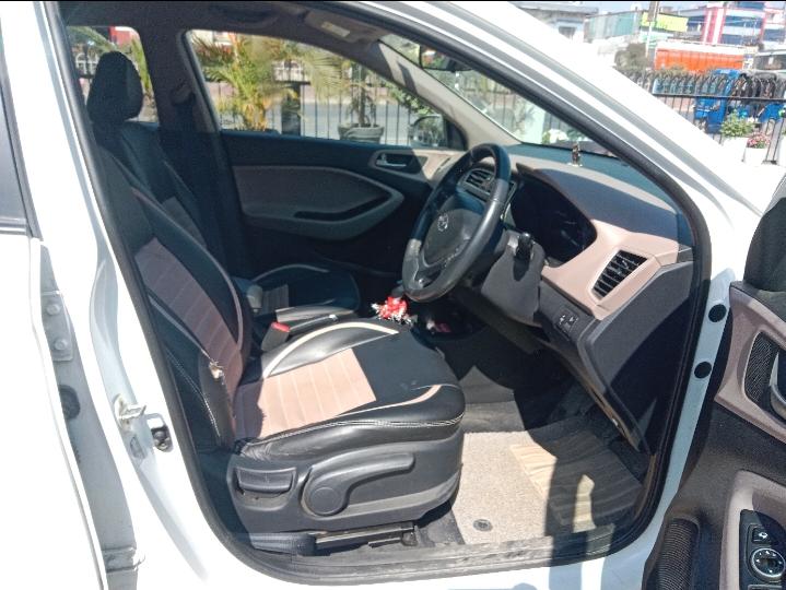 यूज़्ड 2019 ह्युंडई ईलाइट आई20, Araghar, Dehradun 13 यूज़्ड 2019 ह्युंडई ईलाइट आई20, Araghar, Dehradun 13