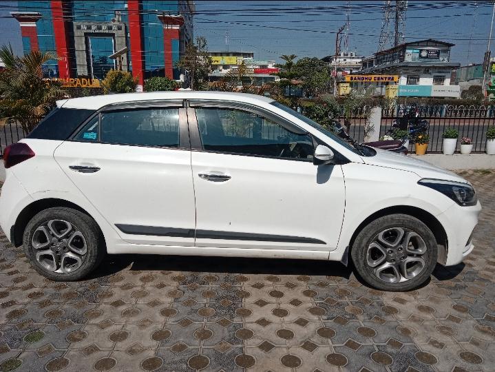 यूज़्ड 2019 ह्युंडई ईलाइट आई20, Araghar, Dehradun 5 यूज़्ड 2019 ह्युंडई ईलाइट आई20, Araghar, Dehradun 5