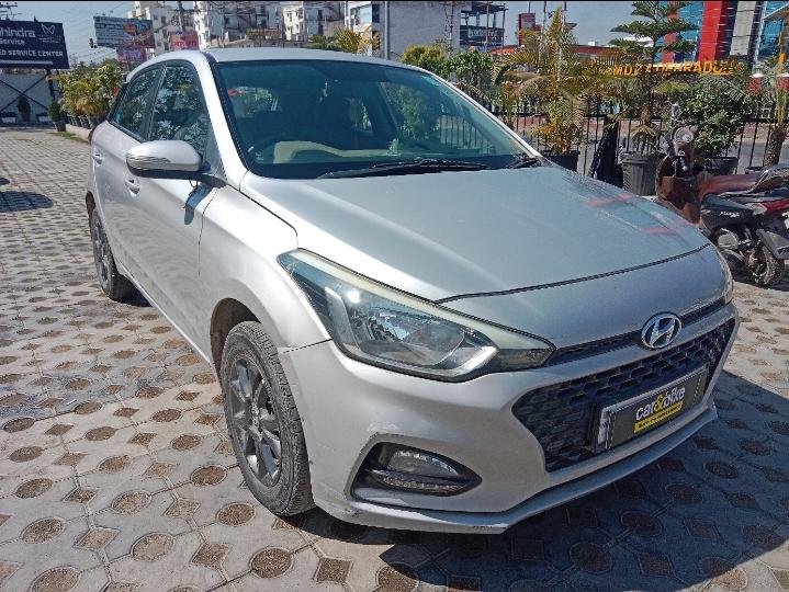 यूज़्ड 2018 ह्युंडई ईलाइट आई20, Araghar, Dehradun 6 यूज़्ड 2018 ह्युंडई ईलाइट आई20, Araghar, Dehradun 6