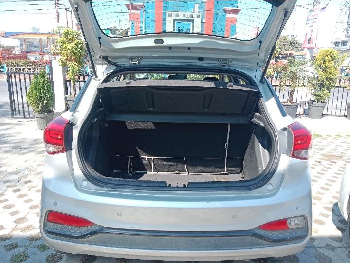 यूज़्ड 2018 ह्युंडई ईलाइट आई20, Araghar, Dehradun 9 यूज़्ड 2018 ह्युंडई ईलाइट आई20, Araghar, Dehradun 9