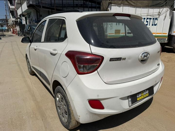यूज़्ड 2016 ह्युंडई ग्रैंड आई10, Araghar, Dehradun 4 यूज़्ड 2016 ह्युंडई ग्रैंड आई10, Araghar, Dehradun 4