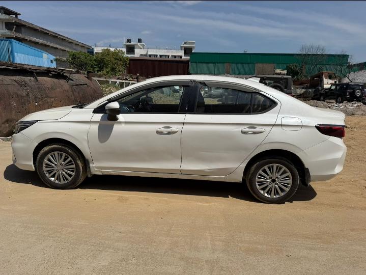 यूज़्ड 2021 होंडा सिटी, Araghar, Dehradun 1 यूज़्ड 2021 होंडा सिटी, Araghar, Dehradun 1