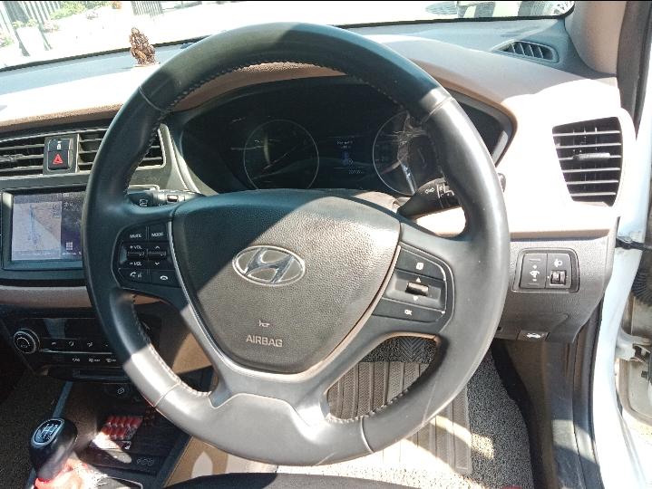 यूज़्ड 2019 ह्युंडई ईलाइट आई20, Araghar, Dehradun 12 यूज़्ड 2019 ह्युंडई ईलाइट आई20, Araghar, Dehradun 12