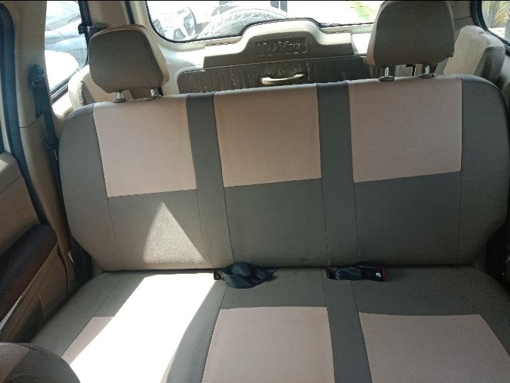 यूज़्ड 2019 महिंद्रा टीयूवी300, Araghar, Dehradun 14 यूज़्ड 2019 महिंद्रा टीयूवी300, Araghar, Dehradun 14