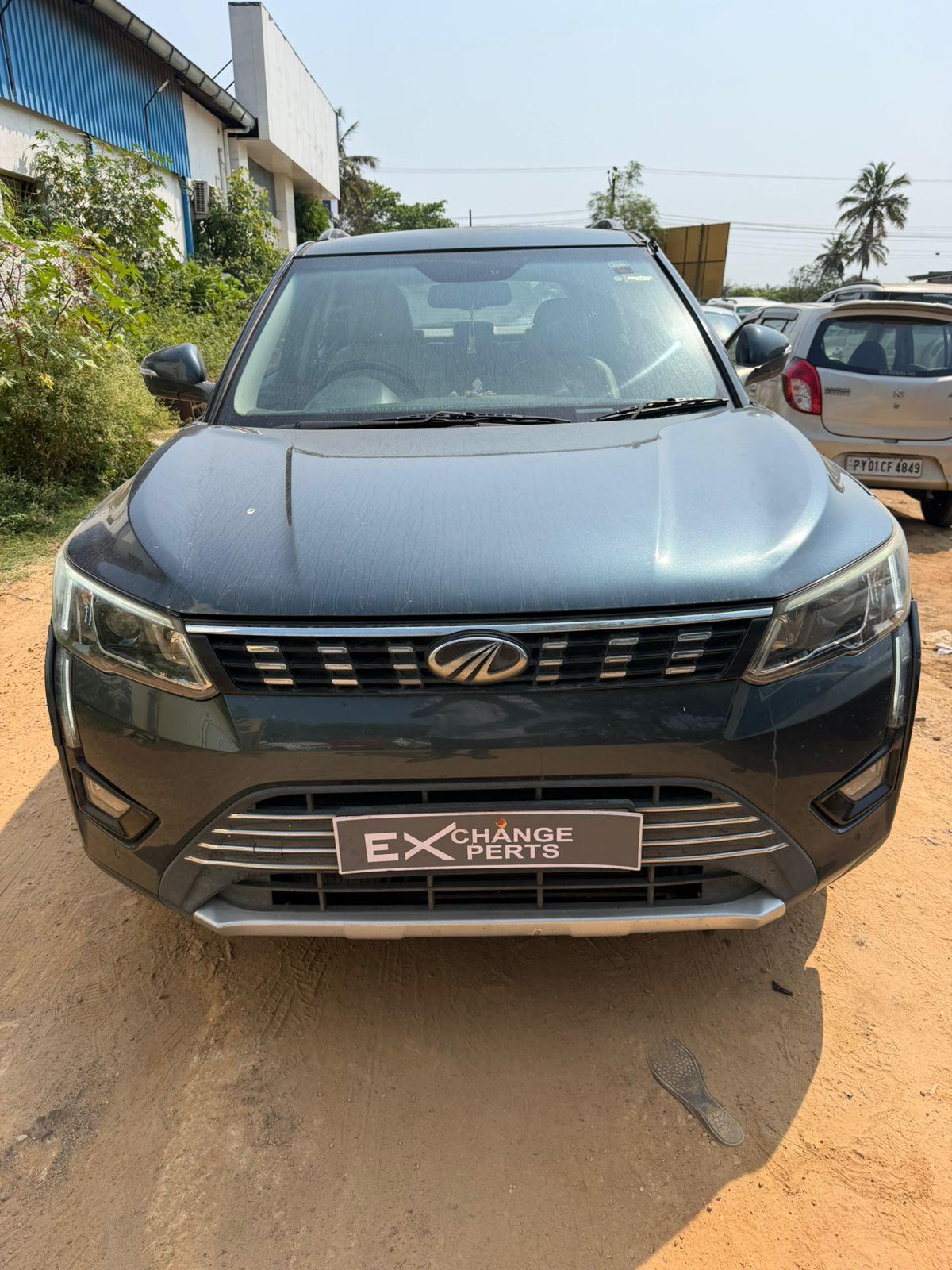 2020 महिंद्रा एक्सयूवी300 W8 (O) Diesel 2020 महिंद्रा एक्सयूवी300 W8 (O) Diesel