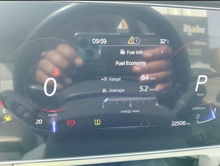 यूज़्ड 2021 महिंद्रा एक्सयूवी700, Cyberabad, Hyderabad 10 यूज़्ड 2021 महिंद्रा एक्सयूवी700, Cyberabad, Hyderabad 10