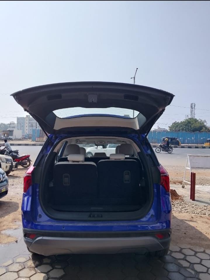 यूज़्ड 2021 महिंद्रा एक्सयूवी700, Cyberabad, Hyderabad 9 यूज़्ड 2021 महिंद्रा एक्सयूवी700, Cyberabad, Hyderabad 9