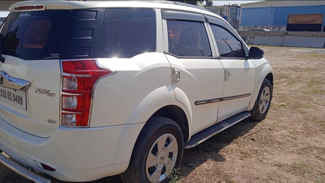 यूज़्ड 2017 महिंद्रा एक्सयूवी500, Cyberabad, Hyderabad 1 यूज़्ड 2017 महिंद्रा एक्सयूवी500, Cyberabad, Hyderabad 1