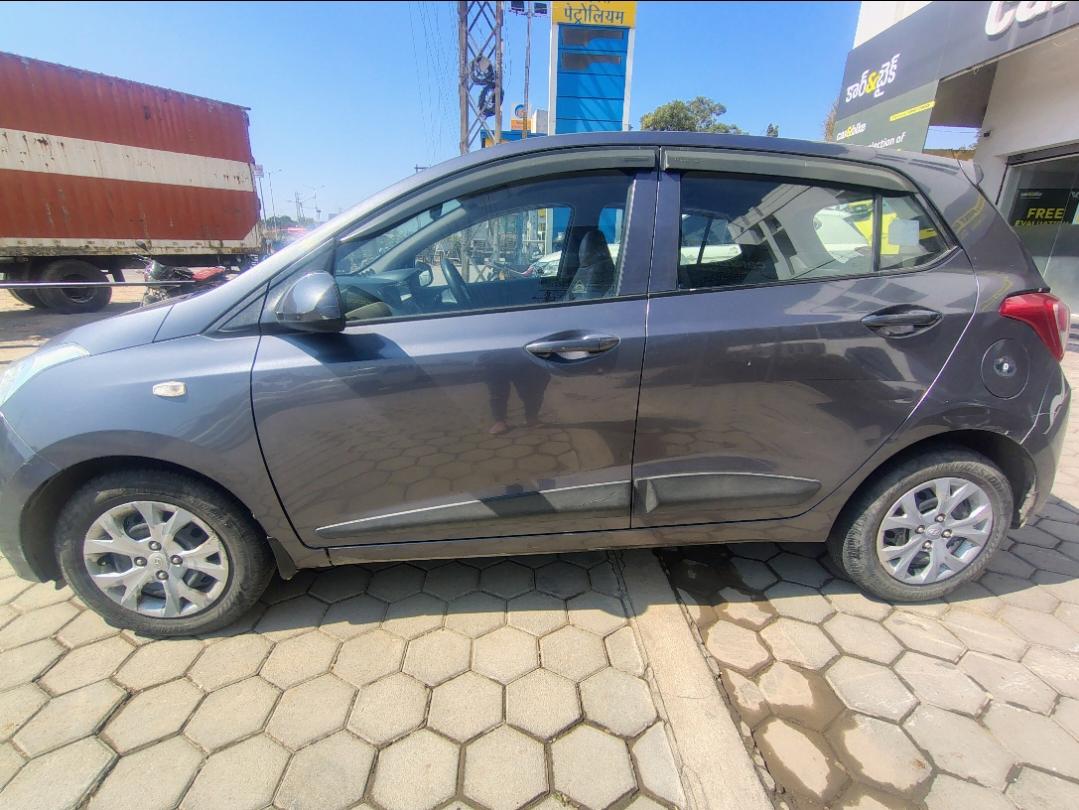 यूज़्ड 2013 ह्युंडई ग्रैंड आई10, Cyberabad, Hyderabad 7 यूज़्ड 2013 ह्युंडई ग्रैंड आई10, Cyberabad, Hyderabad 7