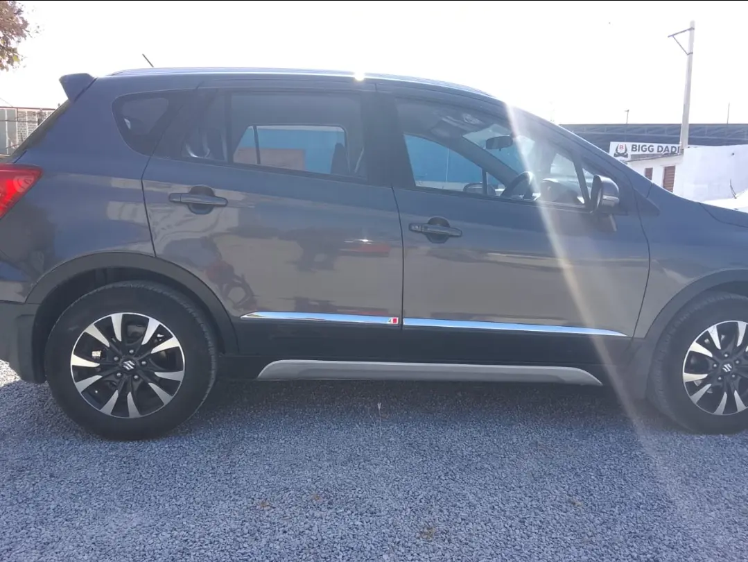 यूज़्ड 2022 मारुति सुजुकी एस-क्रॉस, Cyberabad, Hyderabad 3 यूज़्ड 2022 मारुति सुजुकी एस-क्रॉस, Cyberabad, Hyderabad 3