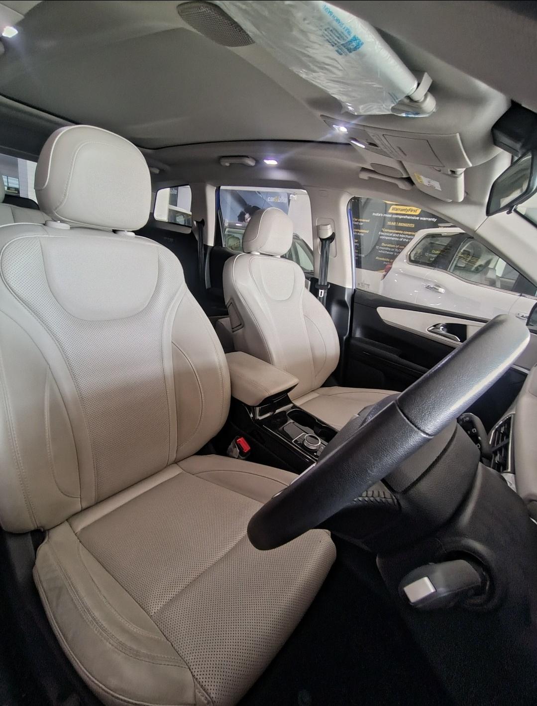 यूज़्ड 2025 महिंद्रा एक्सयूवी700, Cyberabad, Hyderabad 6 यूज़्ड 2025 महिंद्रा एक्सयूवी700, Cyberabad, Hyderabad 6