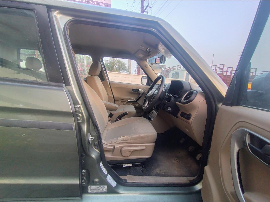 यूज़्ड 2021 महिंद्रा बोलेरो नियो, Cyberabad, Hyderabad 8 यूज़्ड 2021 महिंद्रा बोलेरो नियो, Cyberabad, Hyderabad 8