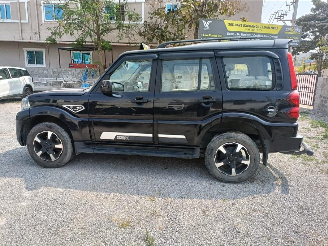 2022 महिंद्रा स्कॉर्पियो क्लासिक S11 CC 7 Seater 2022 महिंद्रा स्कॉर्पियो क्लासिक S11 CC 7 Seater