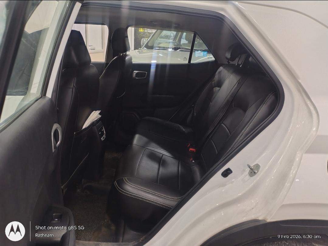 यूज़्ड 2021 ह्युंडई वेन्यू, Cyberabad, Hyderabad 16 यूज़्ड 2021 ह्युंडई वेन्यू, Cyberabad, Hyderabad 16