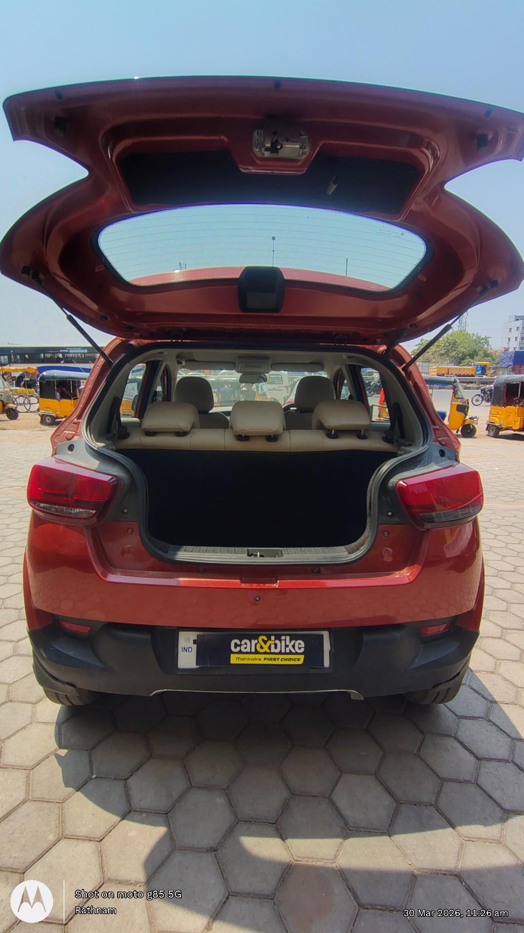 यूज़्ड 2015 महिंद्रा केयूवी 100, Cyberabad, Hyderabad 9 यूज़्ड 2015 महिंद्रा केयूवी 100, Cyberabad, Hyderabad 9