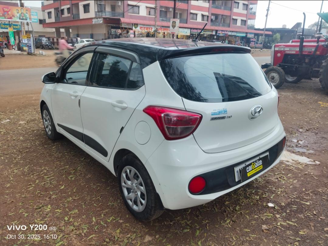 यूज़्ड 2018 ह्युंडई ग्रैंड आई10, Neemuch Jawahar Nagar, Neemuch 2 यूज़्ड 2018 ह्युंडई ग्रैंड आई10, Neemuch Jawahar Nagar, Neemuch 2