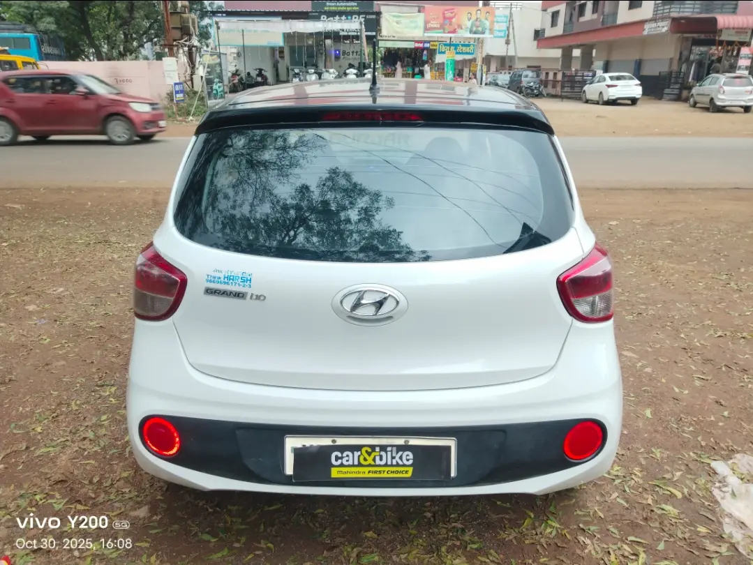 यूज़्ड 2018 ह्युंडई ग्रैंड आई10, Neemuch Jawahar Nagar, Neemuch 3 यूज़्ड 2018 ह्युंडई ग्रैंड आई10, Neemuch Jawahar Nagar, Neemuch 3