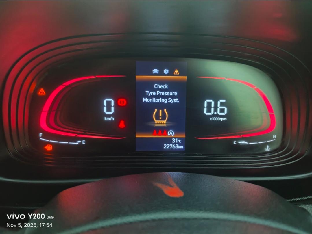 यूज़्ड 2023 ह्युंडई वेन्यू, Neemuch Jawahar Nagar, Neemuch 9 यूज़्ड 2023 ह्युंडई वेन्यू, Neemuch Jawahar Nagar, Neemuch 9