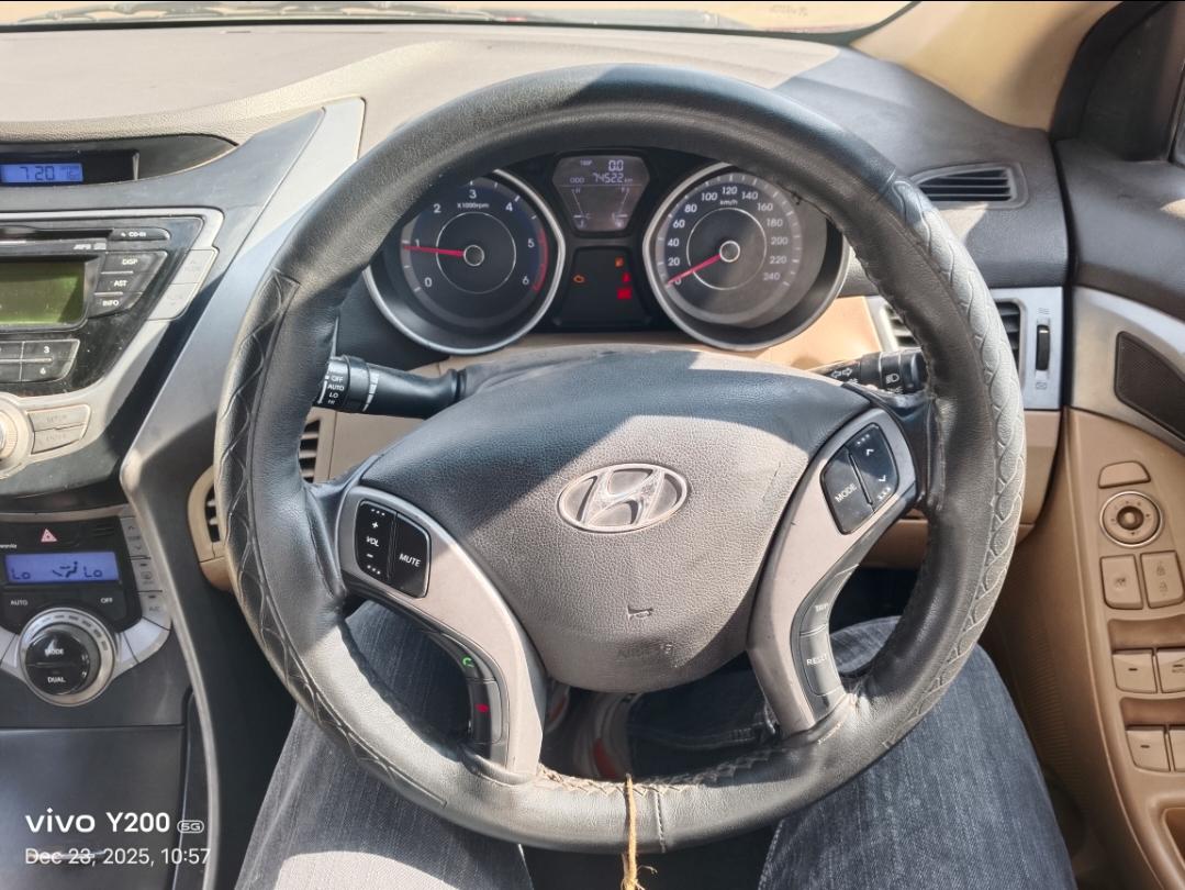 यूज़्ड 2014 ह्युंडई इलैंट्रा, Neemuch Jawahar Nagar, Neemuch 11 यूज़्ड 2014 ह्युंडई इलैंट्रा, Neemuch Jawahar Nagar, Neemuch 11